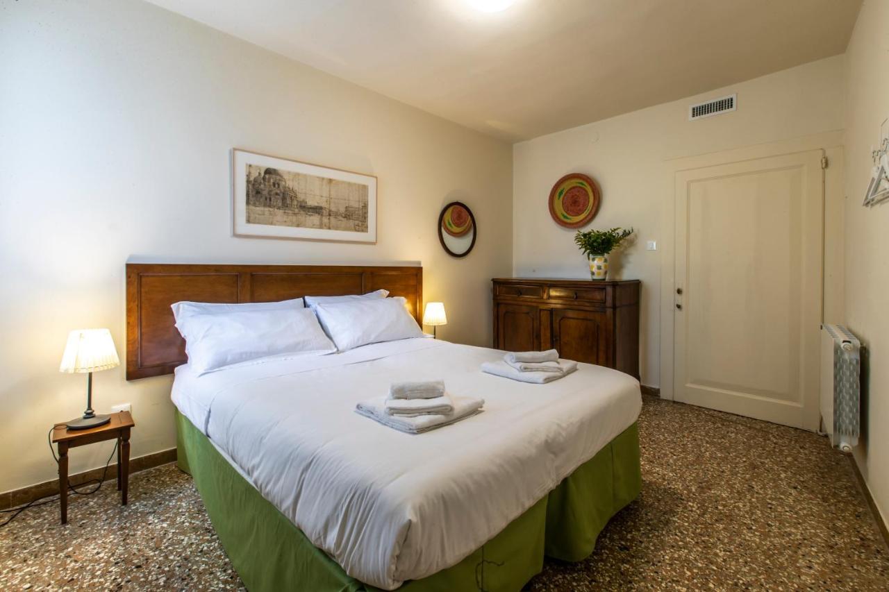 Riva De Biasio Charming Apartment Veneza Exterior foto